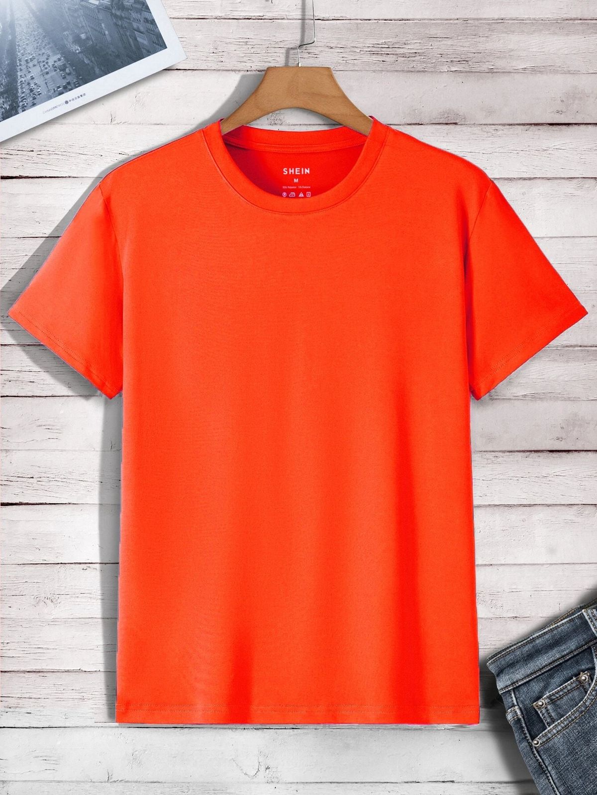 Round neck T-shirts
